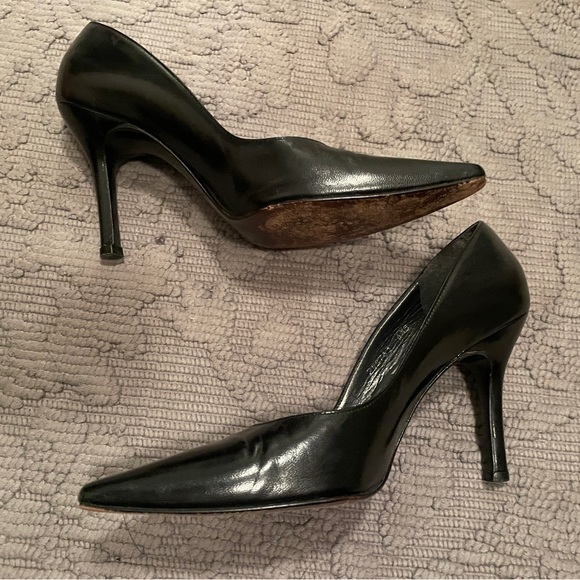 Stuart Weitzman Black heels - Picture 8 of 8